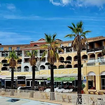 Apartment Cap Esterel T2 Refait A Neuf 4 Pers Vue Clim