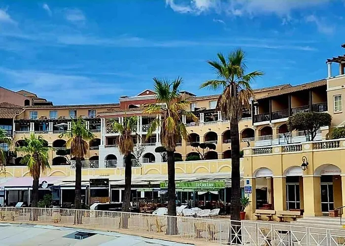 아파트 Cap Esterel Vue Et Climatisation Bat E1 303 Face Aux Piscines